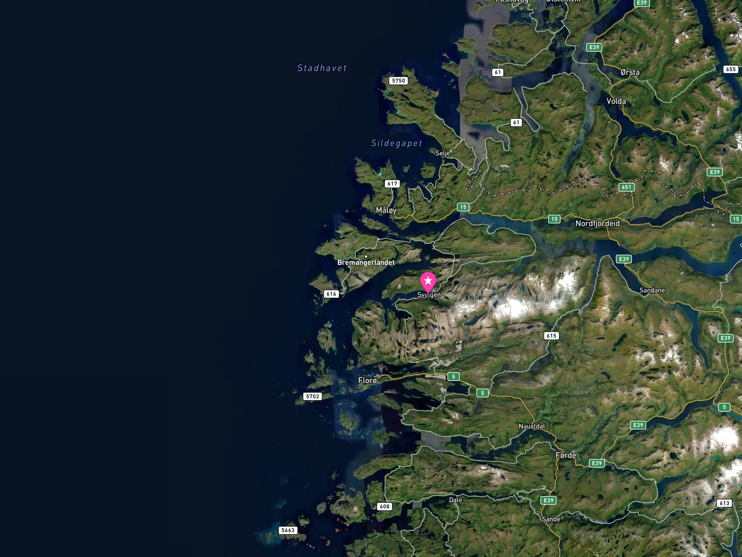 Satellite map of Bremanger and the coast, marking Svelgen