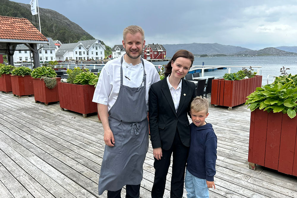Martine at Knutholmen in Kalv&aring;g
