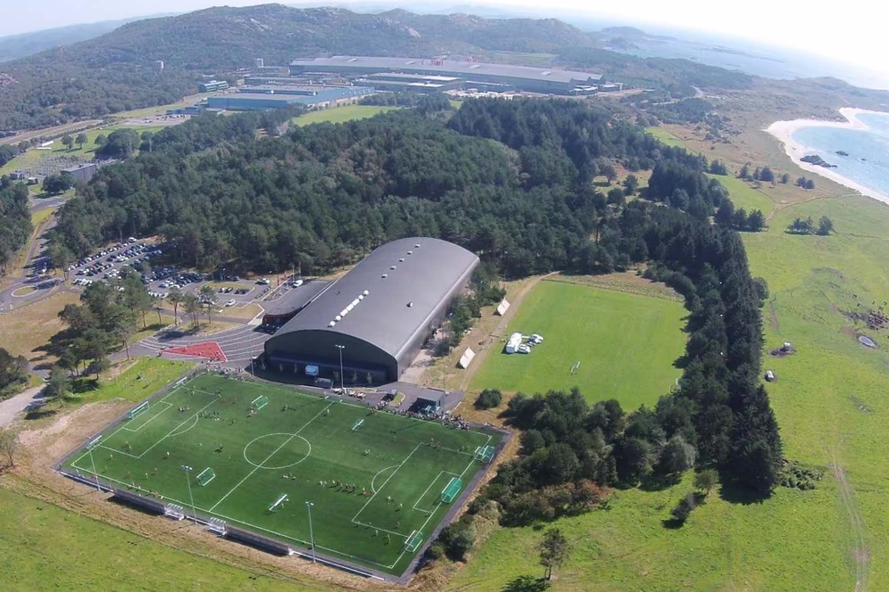 Alcoa Lista — aerial view of the smelter and its surrounding environmental park