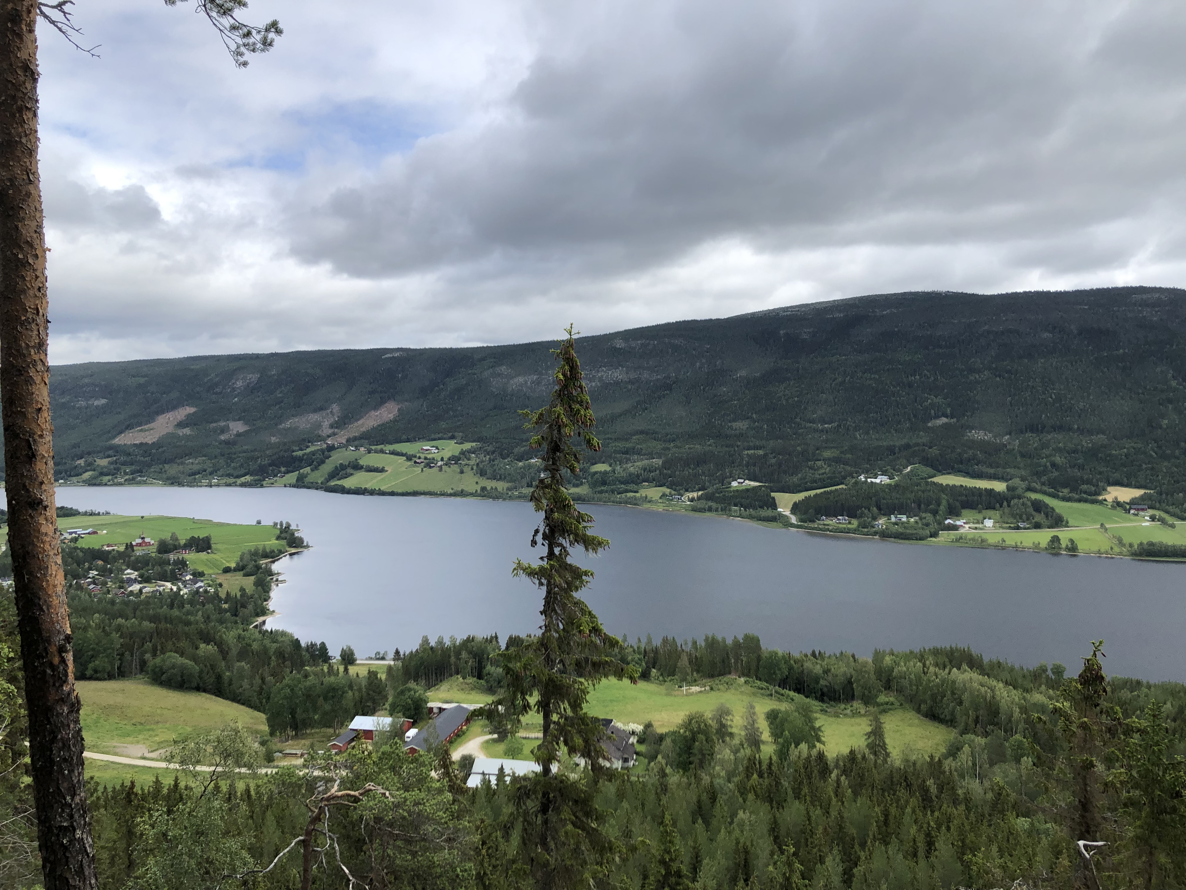 Otnes at Lomnessjøen