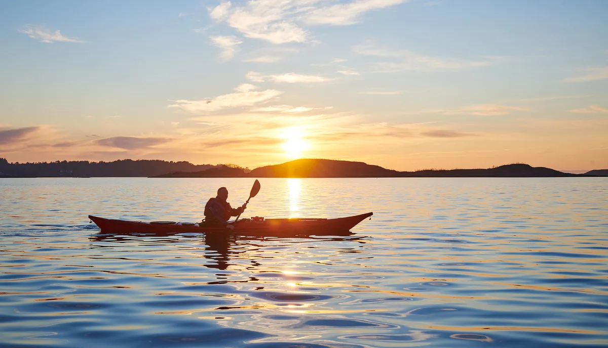 Kayaking in Aukra
