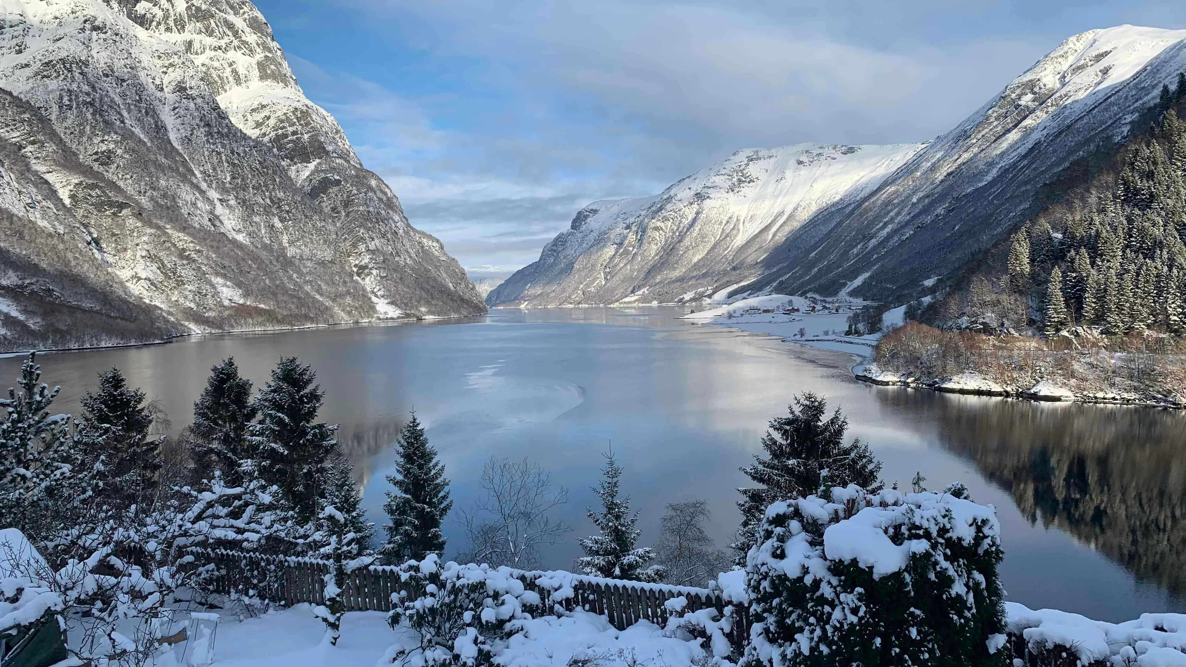 View from the breakfast table in Hyen – breathtaking fjord and mountains