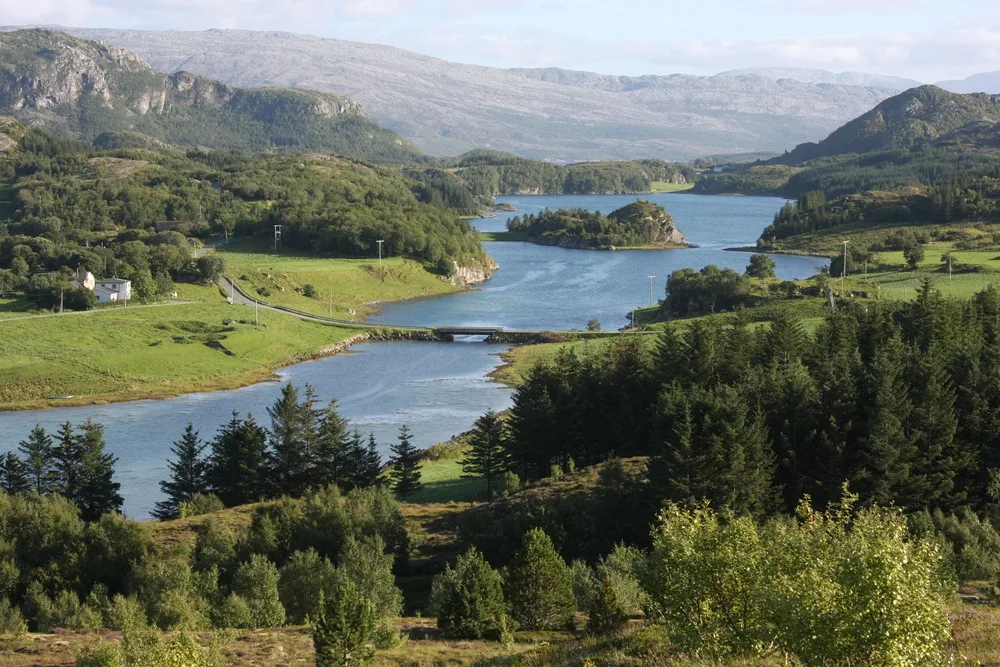 June on Løkta